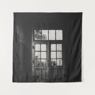 TAPETE DE PAREDE FOTO EM GRAYSCALE DE MADEIRA IMAGINADA À PORTA DE