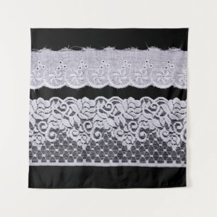 Tapete De Parede Lace Ornamental Branco isolado em fundo preto