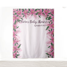 Lírios cor-de-rosa florescentes à volta do pano de