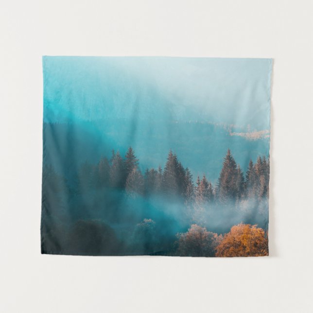 Tapete De Parede Luz brilhante sobre a floresta de outono nebulosa (Frente (Horizontal))