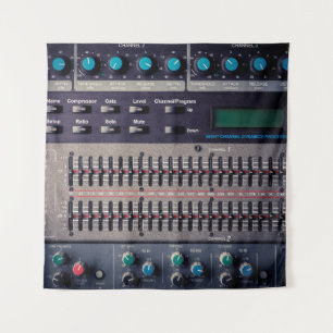 Tapete De Parede Muitos botões de um mixer de som em um estúdio d
