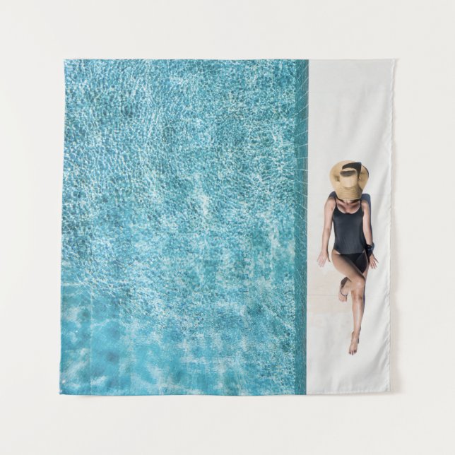 Tapete De Parede Mulher de biquíni preto e sol branco (Frente)