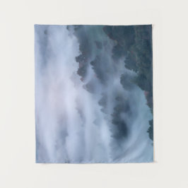 Tapete De Parede Névoa da manhã rolando pelas árvores