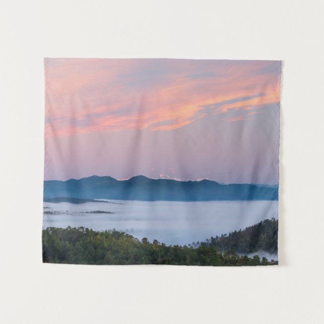 Tapete De Parede nevoeiro amanhecer no vale Triglav, Eslovênia (Frente (Horizontal))