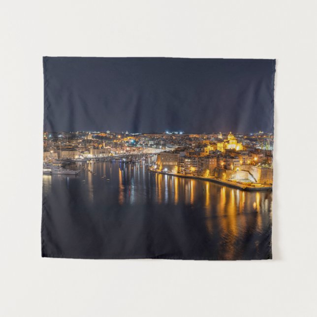 Tapete De Parede Porto de Malta iluminado à noite (Frente (Horizontal))