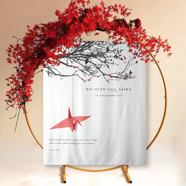Tapete De Parede Prendendo Plano de Foto de Casamento com Crane de  (Hanging Origami Red Paper Crane & Branches Asian Wedding Photo Backdrop Tapestry @ fatfatin_red_knot)