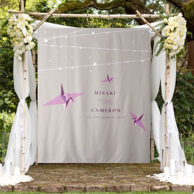 Tapete De Parede Prendendo Plano de Foto de Casamento com Crane de  (Hanging Origami Paper Cranes & Fairy Lights Wedding Photo Backdrop Tapestry @ fatfatin_red_knot)