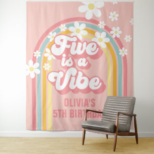 Tapete De Parede Rainbow Retro Five é um Vibe Groovy 5º Aniversário