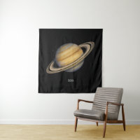 Saturno artístico com anéis vibrantes