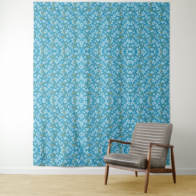 Tapete De Parede Seamless Floral Pattern: White and Gold on Blue (In Situ)