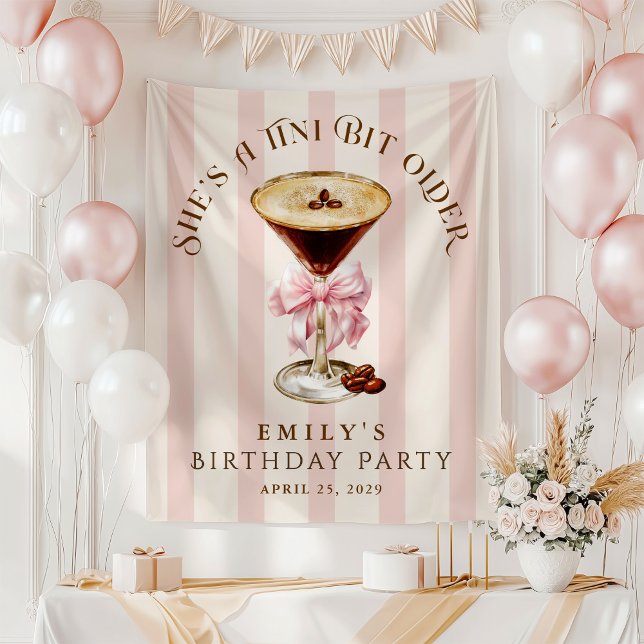 Tapete De Parede Um Tini Um Pouco Mais Velho Espresso Martini de An (Criador carregado)