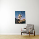 Tapete De Parede Vintage Woman Trailblazer Night Sky Pop Art<br><div class="desc">A tapeçaria legal na parede dá uma nod a todas as mulheres pioneiras do ano passado e mostra o recorte de fotos da mulher na década de 1930 com mais óculos de boi, uma corda de pérolas, fita de washi com o texto do "pioneiro" no fundo do céu noturno estrelado...</div>