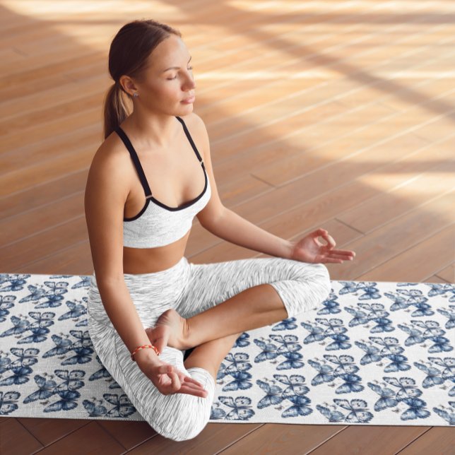 Tapete De Yoga Borboletas no Azul Delft (Criador carregado)