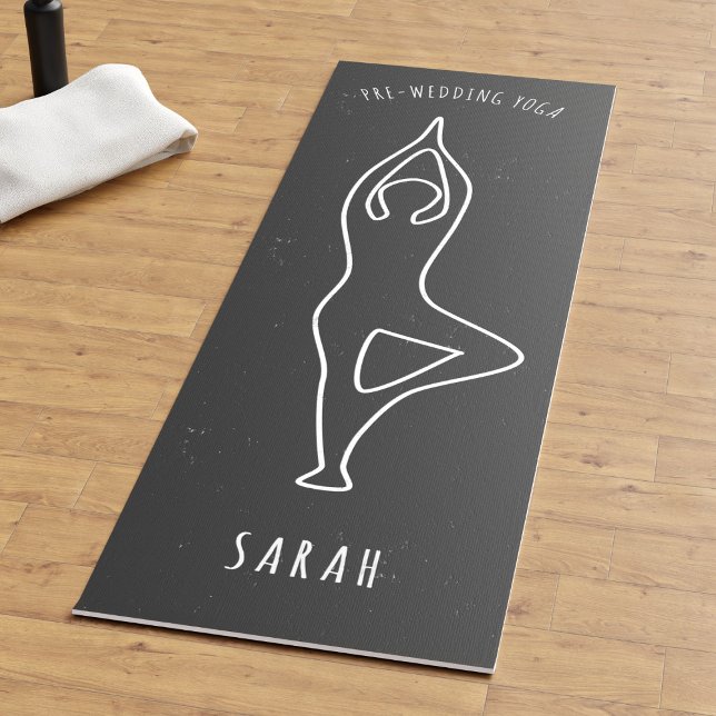 Tapete De Yoga Faux Chalkboard Weding Tree Outline Pose Outline Y (Fun and quirky yoga mat for your pre-wedding workouts. Just add your name)