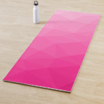 Tapete De Yoga Gradiente Rosa Vibrante Padrão de Malha Geométrica<br><div class="desc">Padrão de malha geométrica gradiente essencial único de ioga para todos. Relaxe com estilo com tapete de ioga personalizado com impressão dupla face. Design moderno sutil Elegante e legal Malha geométrica triangular com padrão de malha geométrica gradiente rosa vibrante.</div>