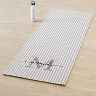 Tapete De Yoga Gray & White Stripes Monogram Name