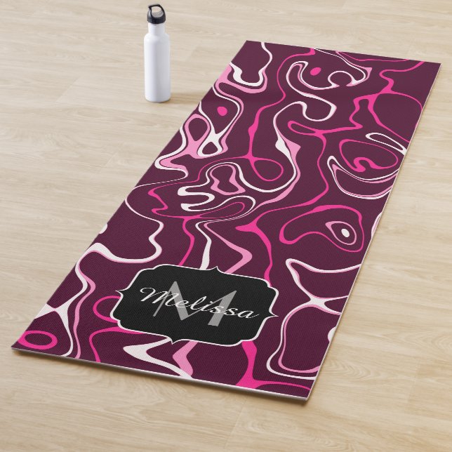 Tapete De Yoga Hot pink damascus abstract swirls Custom Monogram (In Situ)