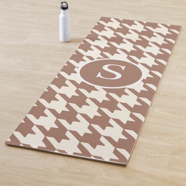 Tapete De Yoga Houndstooth Pattern Mocha Mousse e White (In Situ)