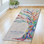 Tapete De Yoga Instrutor Rainbow Tree Yoga<br><div class="desc">Este tapete decorativo de ioga apresenta uma impressão de uma árvore colorida arco-íris sobre um fundo de cinza pálida. O design original foi feito em mosaico usando muitos pequenos fragmentos de vidro de cor clara. Adicione seu nome, ocupação para personalizar este tapete. Esta design de árvore também é apresentada em...</div>