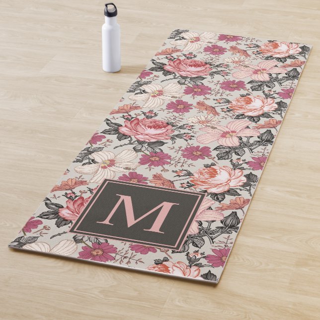 Tapete De Yoga Ioga Mat Monograma Com Blush Floral Moderno (In Situ)
