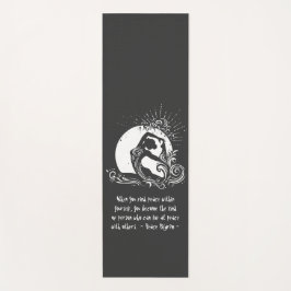 Tapete De Yoga Logotipo de ganha preto branco-rei, com uma perna,