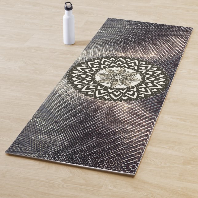Tapete De Yoga Lotus Mandala sobre Shimmery Silver e Black (In Situ)