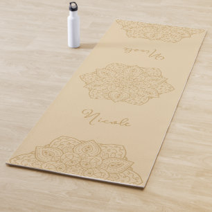 Tapete De Yoga Mandala Bege Adorável Com Nome Personalizado