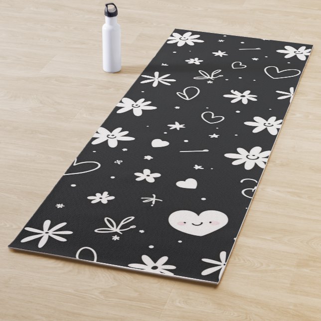 Tapete De Yoga Modern Black and white floral heart cartoon girly  (In Situ)
