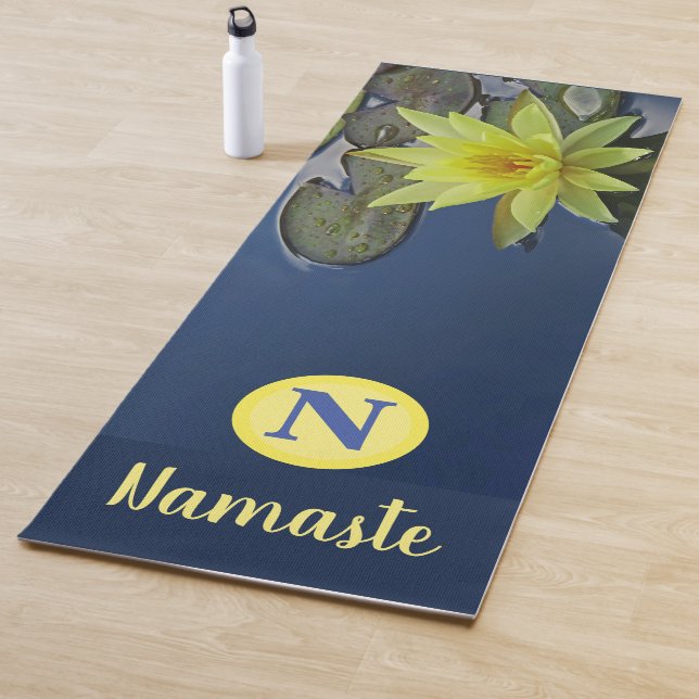 TAPETE DE YOGA MONOGRAMA PERSONALIZADA NAMASTE ZEN YELLOTUS FLORA (In Situ)