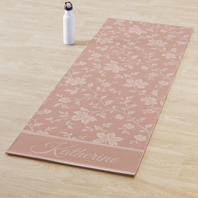 Tapete De Yoga Nome do Script com Padrão Floral Rosa Bege (In Situ)
