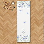 Tapete De Yoga Nome Monograma Borboletas<br><div class="desc">Este único tapete de ioga é decorado com flores silvestres e borboletas de cor d'água em azuis pastel e verdes. Facilmente personalizável com seu nome e monograma na tipografia de na moda. Original Watercolor © Michele Davies.</div>