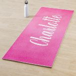 Tapete De Yoga Nome Personalizado de Cores de Água Rosa de Ângulo<br><div class="desc">Cor de Água Rosa de Gradiente Nome Personalizado de Cor de Água Yoga Mat</div>