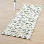 Tapete De Yoga Palma De Aquarela Tropical Deixa O Padrão Personal<br><div class="desc">A Palma De Aquarela Tropical Deixa O Padrão Personalizado De Ioga Mat. Ioga personalizável com palma de aquarela com padrão de folhas. Este na moda e um tapete de ioga único é o tapete perfeito para o verão.</div>