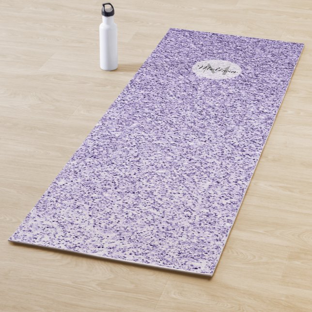 Tapete De Yoga Rótulo de purpurina roxa luz ultravioleta Monogram (In Situ)