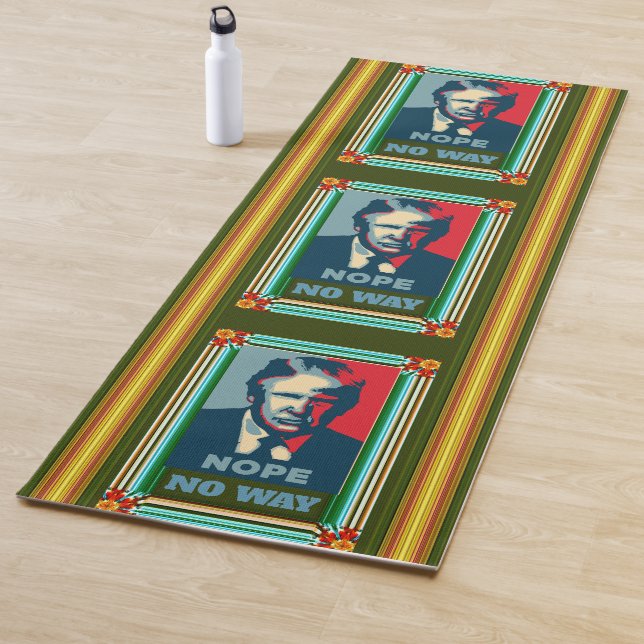 Tapete De Yoga Trump Nope No Way Yoga Mat (In Situ)