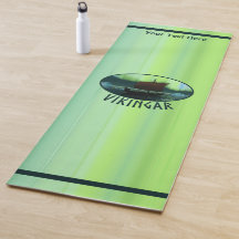 Viagem de navio sob luzes de Norte