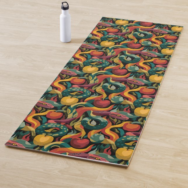 Tapete De Yoga Vibrant Seamless Pattern with Snakes and Apples (In Situ)
