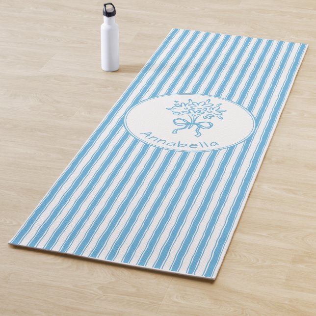 Tapete De Yoga Whimsical Blue White Stripe Preppy Monogram (In Situ)