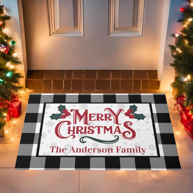 Tapete Farmhouse Buffalo Xadrez Feliz Natal Personalizado (Farmhouse Buffalo Plaid Merry Christmas Personalized Holiday Doormat)
