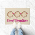 Tapete Feliz Hanukkah Chanukah Jelly Rosquinha Comida<br><div class="desc">Bem-vindo, mat apresenta uma ilustração original de uma rosquinha de gelatina, com HAPPY HANUKKAH em uma fonte divertida. Perfeito para decoração de férias em Hanukkah! Este design também está disponível em outros produtos. Não vê o que está procurando? Precisa de ajuda para a personalização? Entre em contato com Rebecca para...</div>