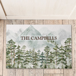 Tapete Floresta de Pinheiros e Montanhas