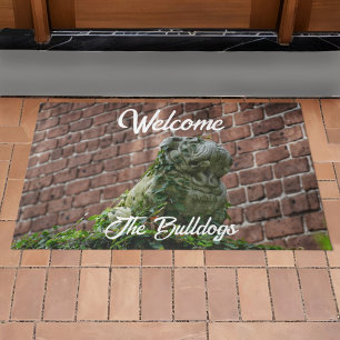 Tapete Guarda de Bulldog Statu Dog Red Brick Bem-vindo