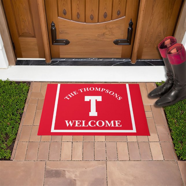 Tapete Horse Race Style Família Nome Monograma Bem-vindo (Custom monogram and personallized name horse racing saddle cloth style Welcome mat. )