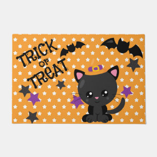 TAPETE LARANJA E ESTRELAS BRANCAS COM GATO PRETO E BATATO