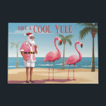 Tapete Legal Yule Papais noeis e Flamingos Praia Natal<br><div class="desc">Apresentamos nossos Papais noeis Legal de Yule e a Porta de Natal de Flamingos Beach - uma mistura de tradição de férias e diversão tropical! Papais noeis e seus amigos flamingos em uma praia arenosa. Perfeito por espalhar alegria de férias com uma torção divertida.</div>