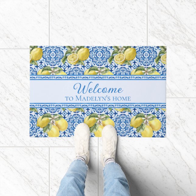 Tapete Mediterranean Lemon Blue Tile Personalized Welcome (Interior)
