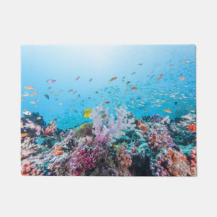 Tapete Mergulho autónomo com recife e coral coloridos