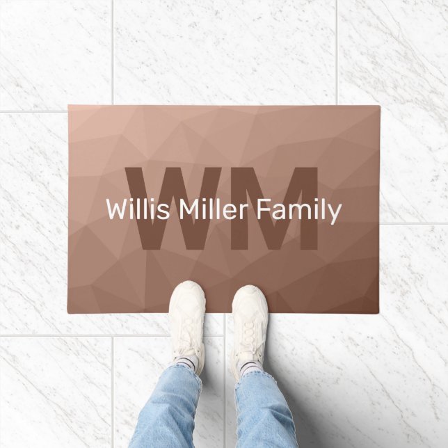 Tapete Mocha Brown — Padrão geométrico de malha Monograma (Interior)