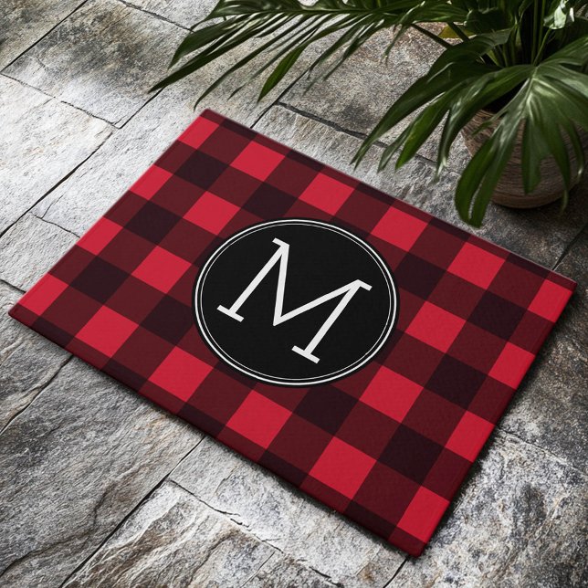 Tapete Monograma do Padrão Rustic Red & Black Buffalo Xad (Custom Welcome Mat)