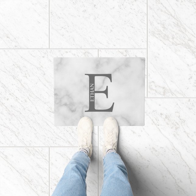Tapete Monograma Personalizado e Porta de Nome (Interior)